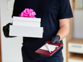 festive Shipping
